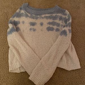 Super comfortable sweater from vintage Havana size small women’s.
